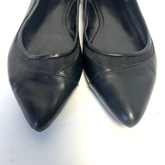 Nine West Black Leather Ballet Flats sz 8 Pointed Toes Mesh Insert Minimalist - Picture 4 of 10
